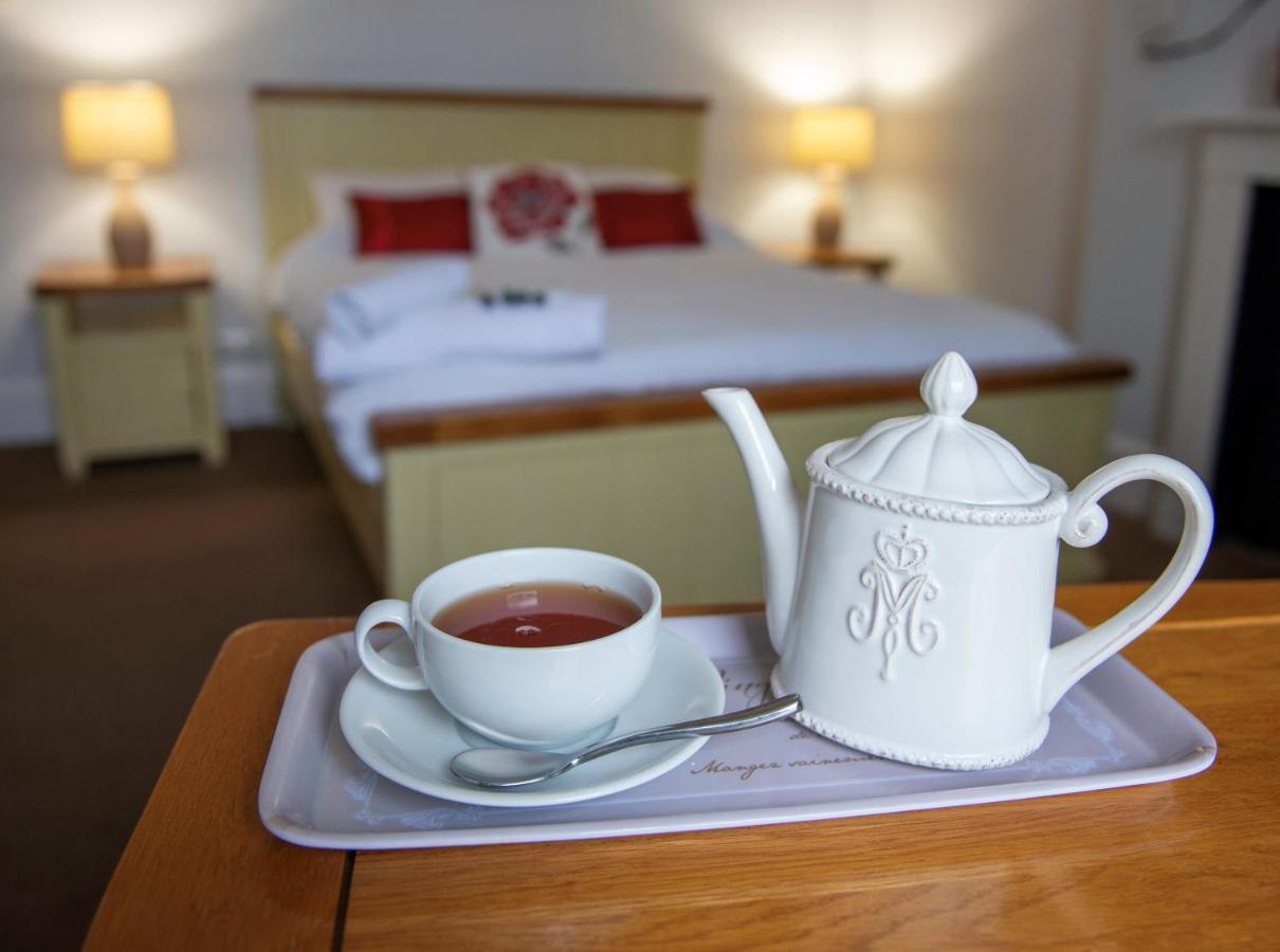 The Vale Hotel Cricklade Eksteriør billede