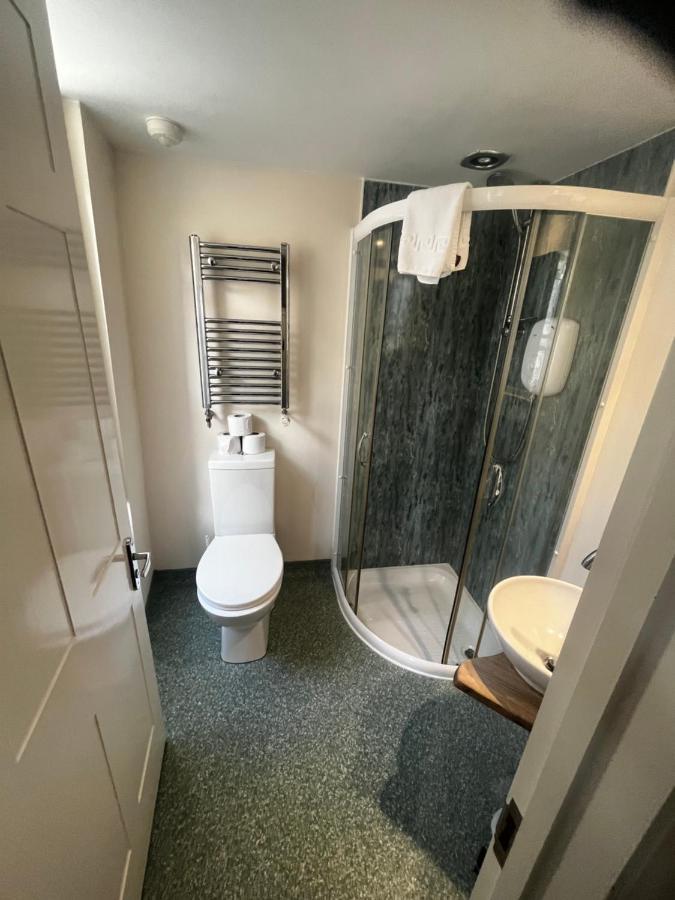 The Vale Hotel Cricklade Eksteriør billede